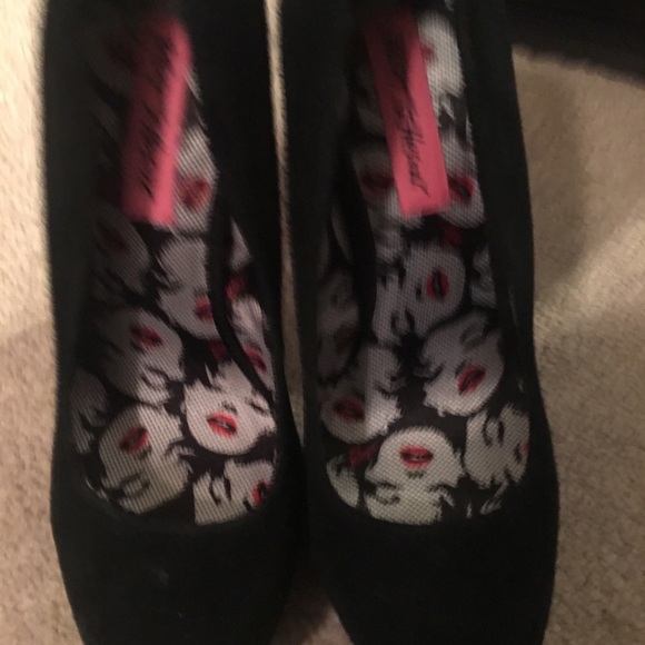 Vintage Betsey Johnson Heels 6.5 - Picture 3 of 4